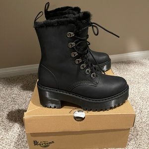 Dr Marten Leona Fur Lined SIZE 5!